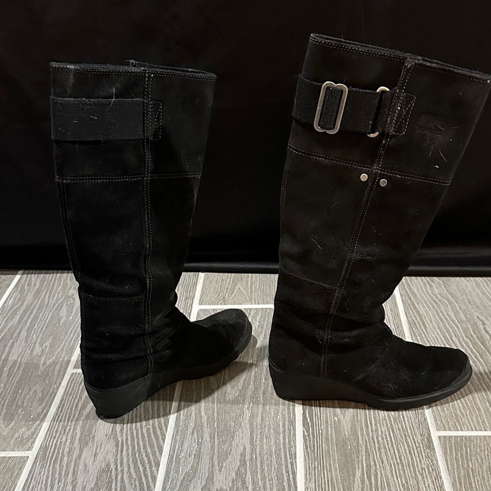 Sorel Black Suede Buckle Riding Boots - Women's